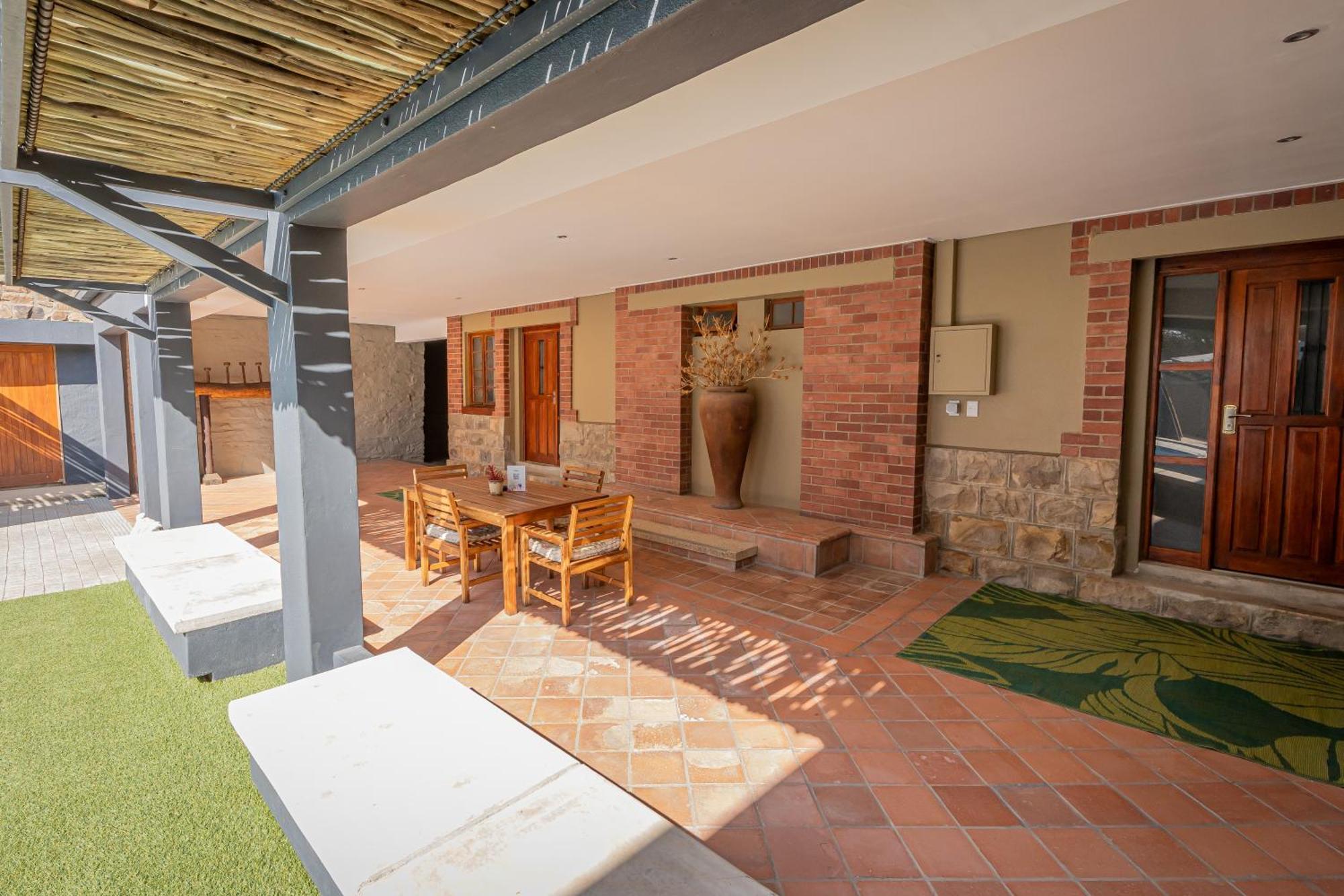 Droombos Windhoek Buitenkant foto