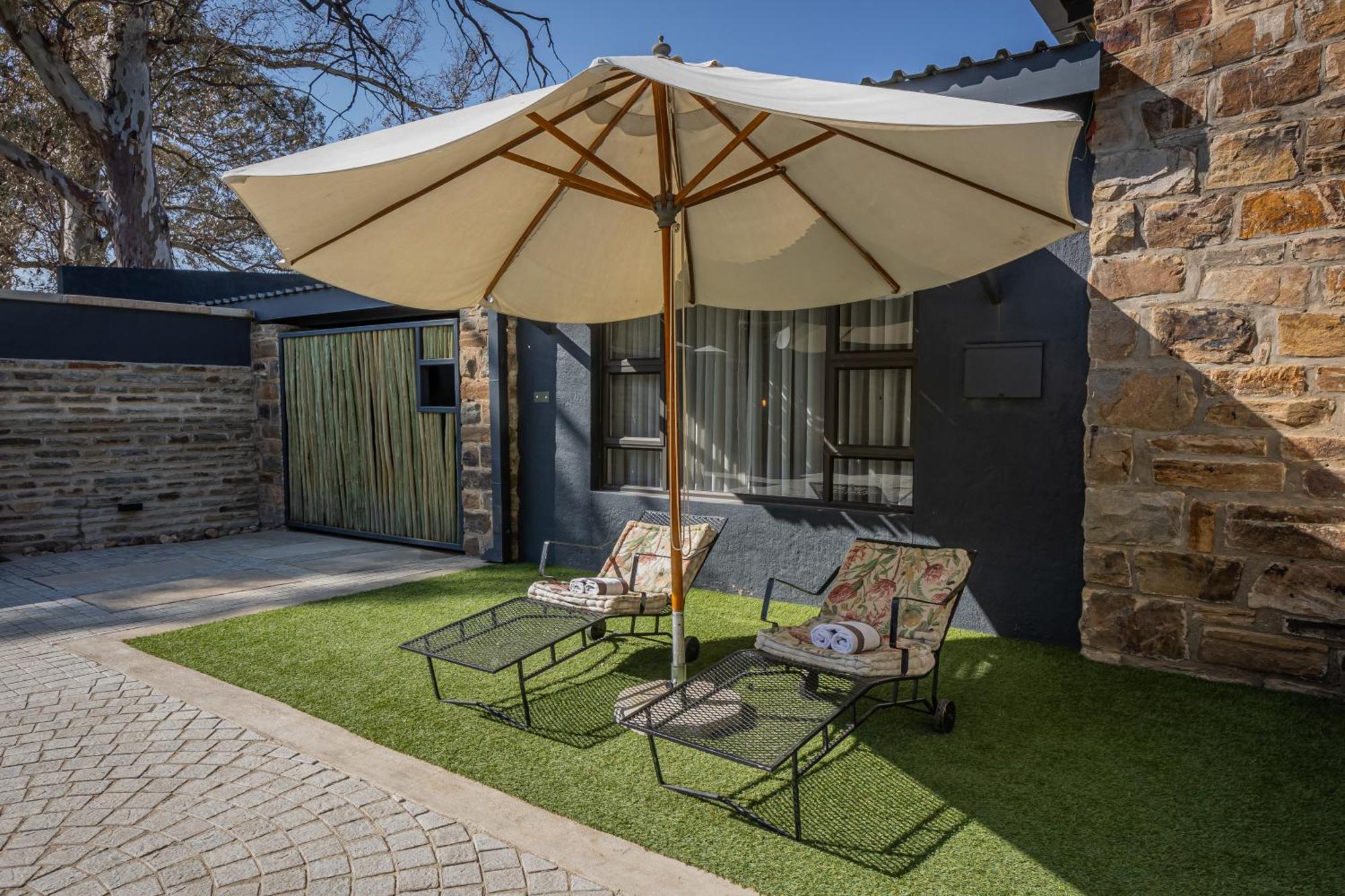 Droombos Windhoek Buitenkant foto